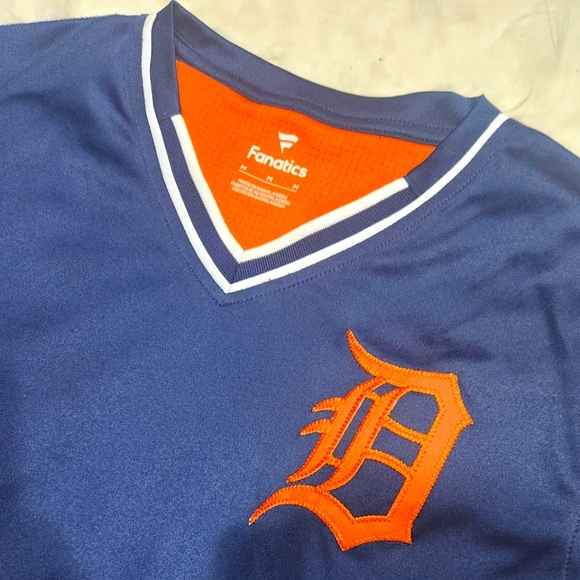 Detroit Tiger shirt - Picture 4 of 4